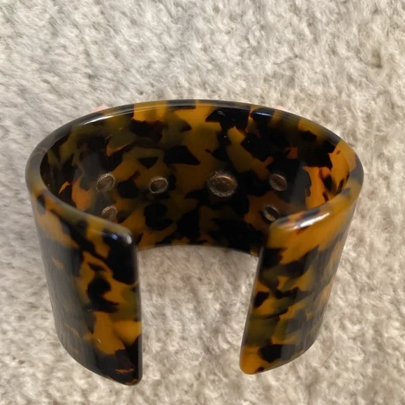 **SOLD** J.Crew tortoise lucite gem cuff - Picture 6 of 7